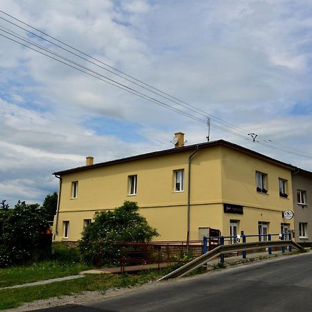 Penzion Oso Vrbov Exterior foto