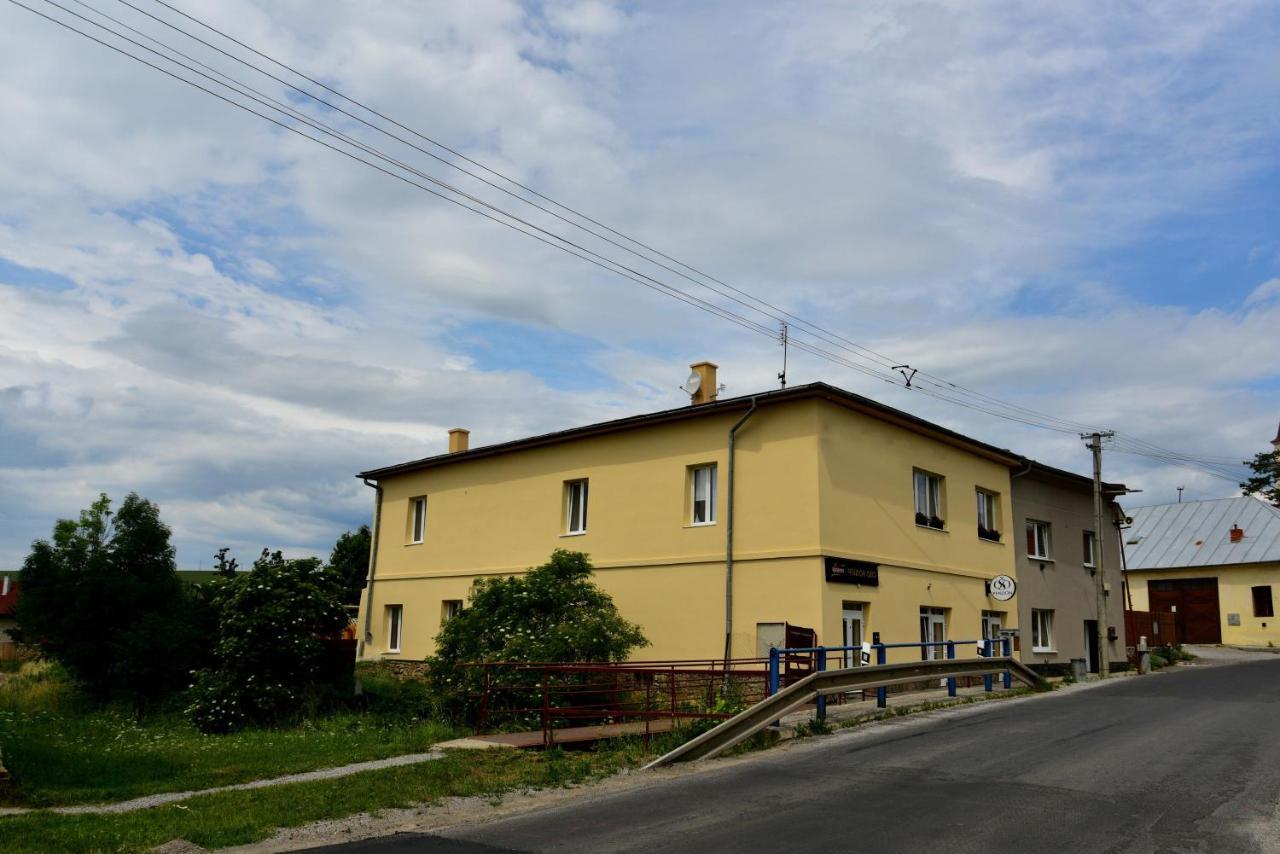 Penzion Oso Vrbov Exterior foto